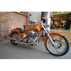 Harley-Davidson Ultima Custom Fri Lev -90